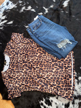 Load image into Gallery viewer, Vintage Leopard Crewneck with Side Seam Pockets
